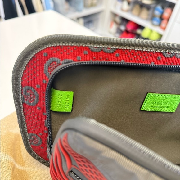 Gucci Nylon Jacquard Red/Green Belt bag - brand new! - Picture 6 of 6